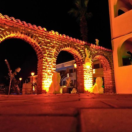 Club Aquarium Hotel & Spa Guvercinlik  Екстериор снимка