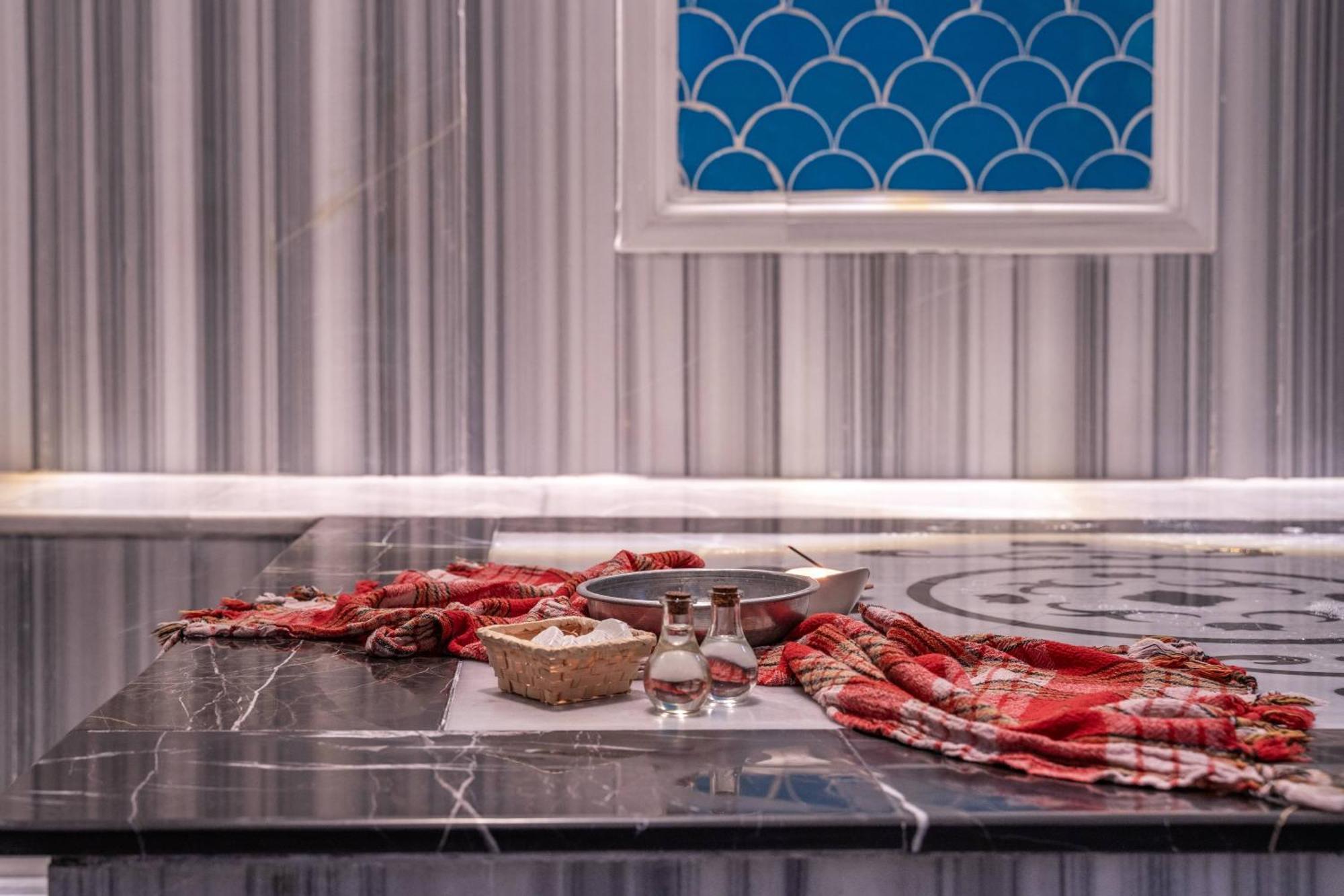 Club Aquarium Hotel & Spa Guvercinlik  Екстериор снимка
