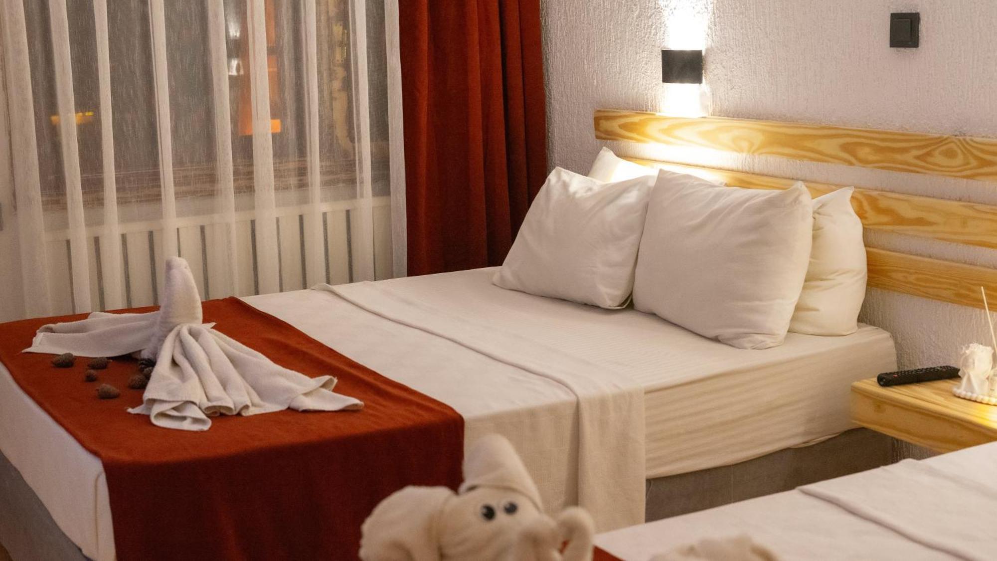 Club Aquarium Hotel & Spa Guvercinlik  Екстериор снимка