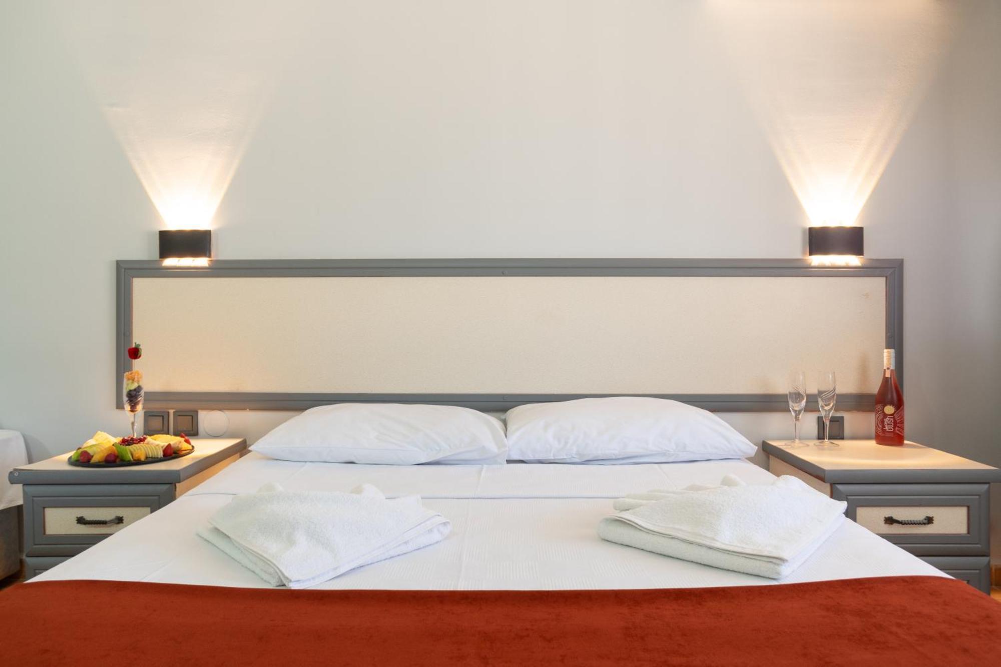 Club Aquarium Hotel & Spa Guvercinlik  Екстериор снимка