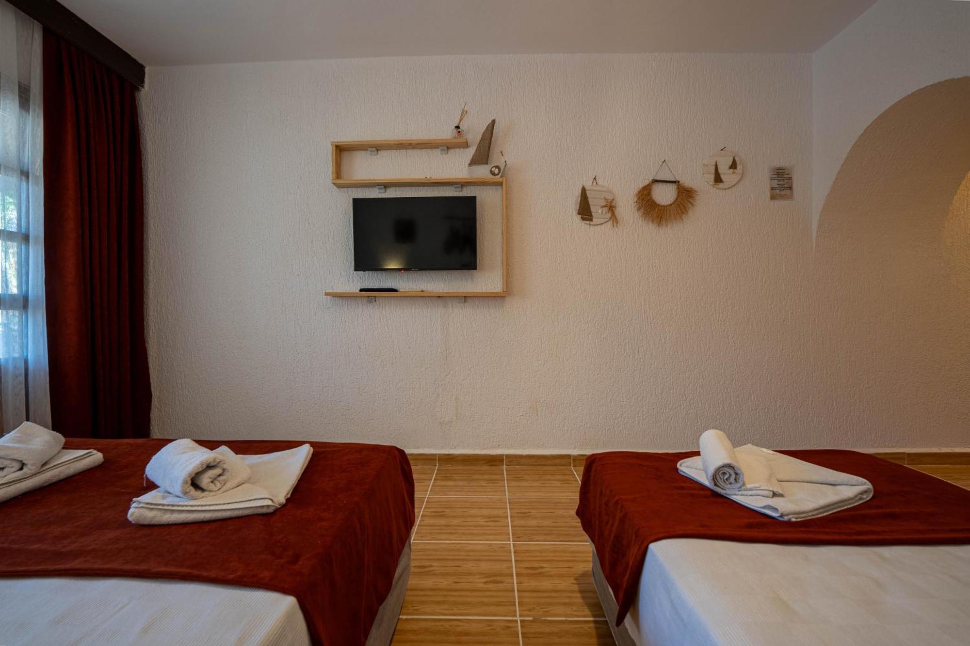 Club Aquarium Hotel & Spa Guvercinlik  Екстериор снимка